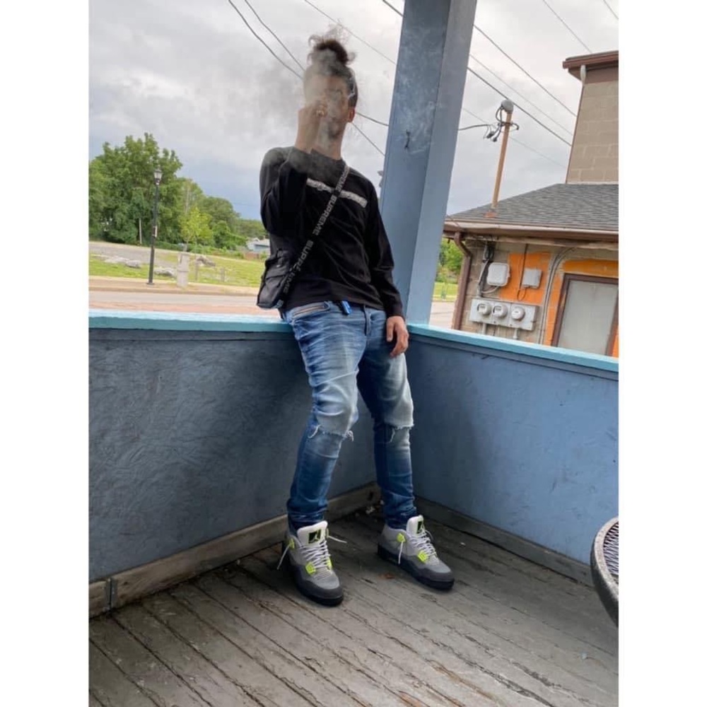 Meet your Posher, Jøn